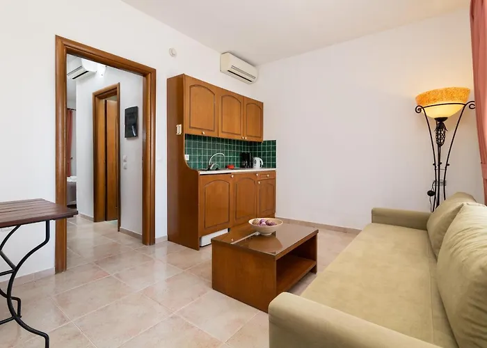 Duc - Rhodes Apartmanhotel