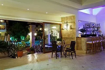 公爵别墅酒店 - 罗德岛 公寓式酒店 3*
