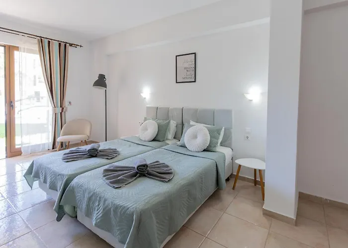 Duc - Rhodes إياليسوس